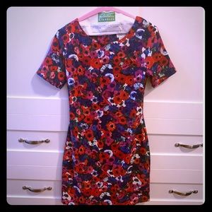 Floral short sleeve dress
